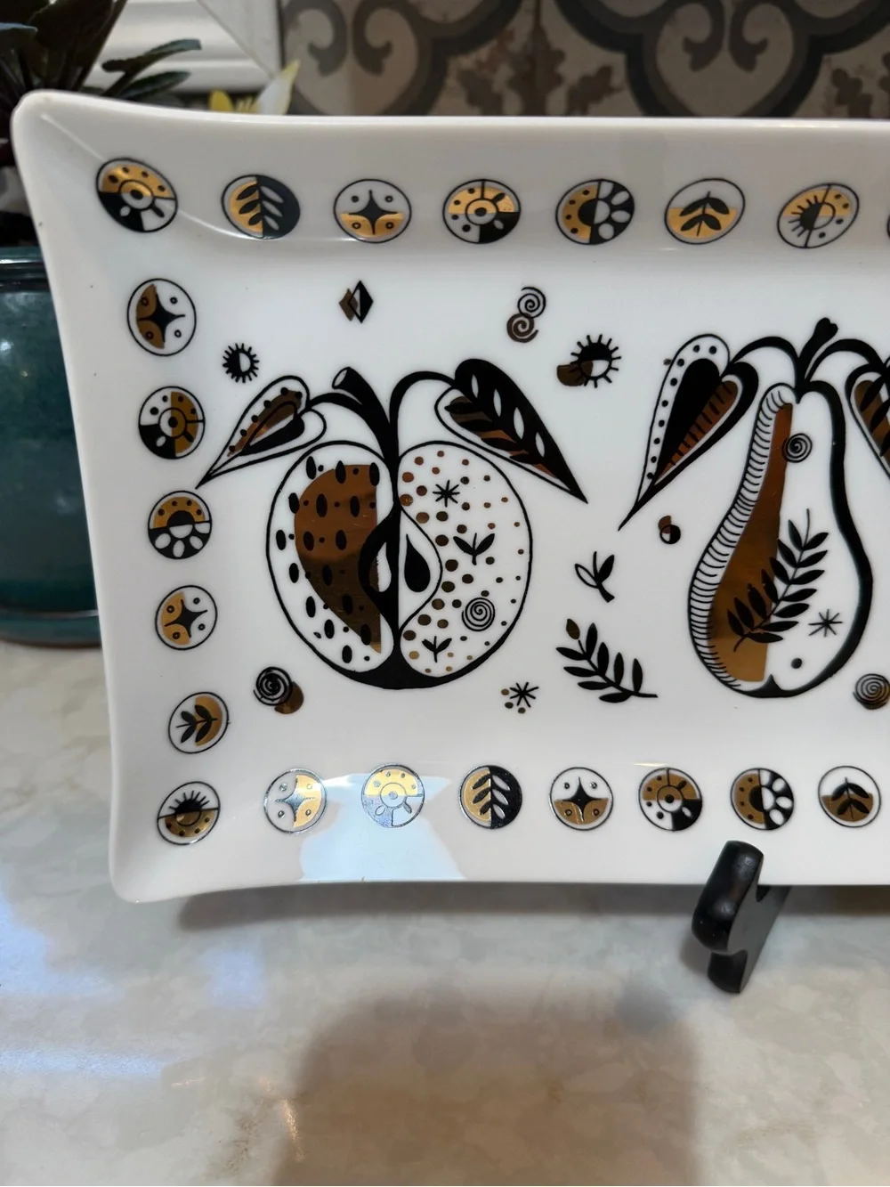 MID-CENTURY GEORGES BRIARD TRAY MILK GLASS DISH “FORBIDDEN FRUIT” 22K DETAILS